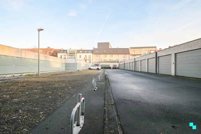 Gunstig gelegen staanplaats(en) te Izegem
