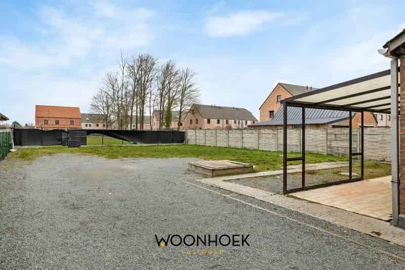 3-slpk bungalow met tuin aan stadsrand te Lokeren!