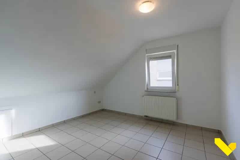 Instapklaar Appartement Met 2 Slaapkamers En Garage.