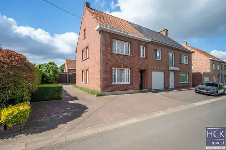 Huis Te Koop Waregem - Ruime woning nabij centrum
