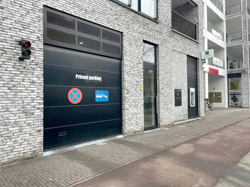 Garage te koop