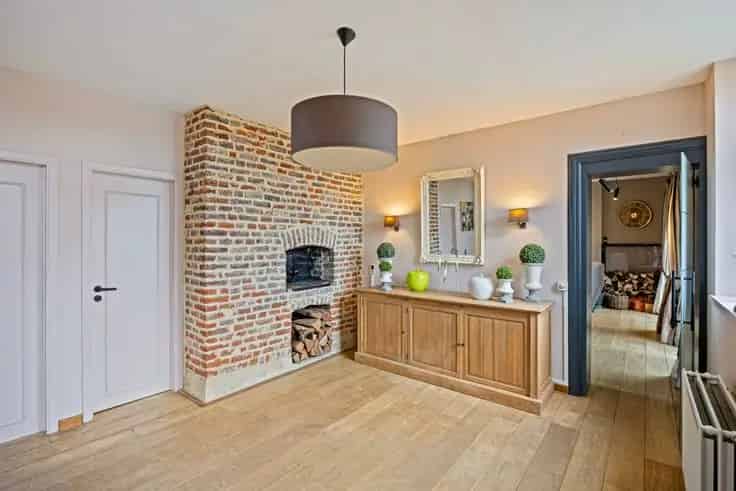 Villa Te Koop: Twee woningen, 4 paardenboxen, Panoramisch Uitzicht