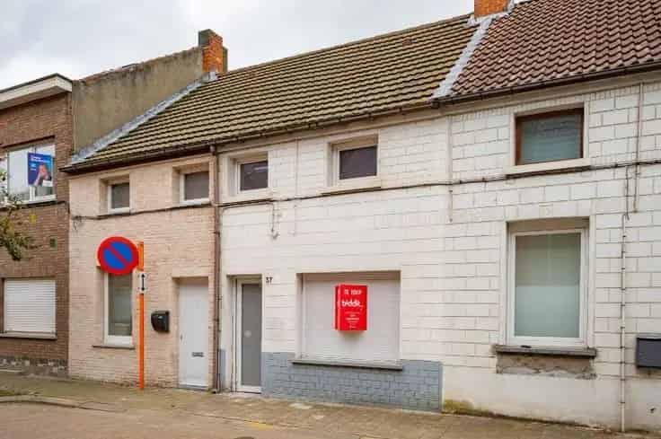 Huis Te Koop Afwerking Eigen Smaak Nabij A12 Station
