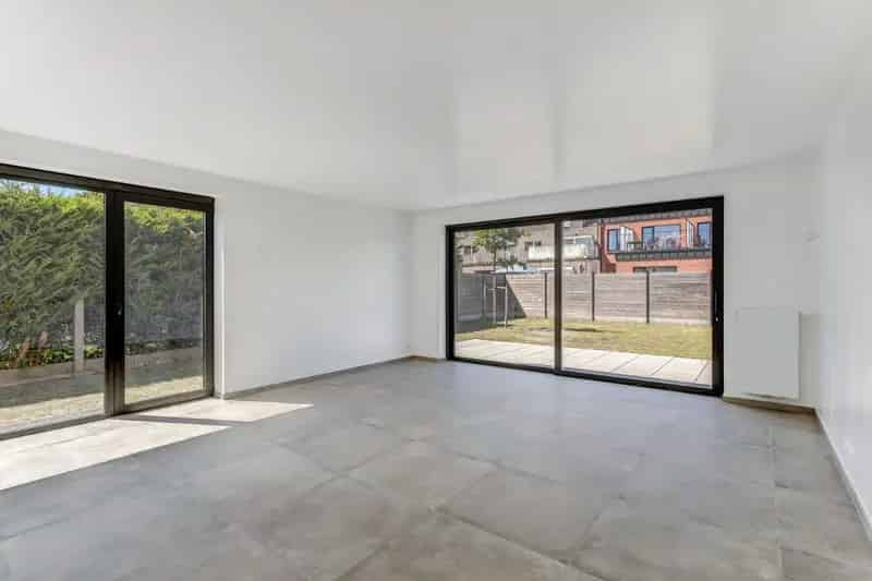 Rustig gelegen nieuwbouwwoning met 3 slpk. en toffe tuin