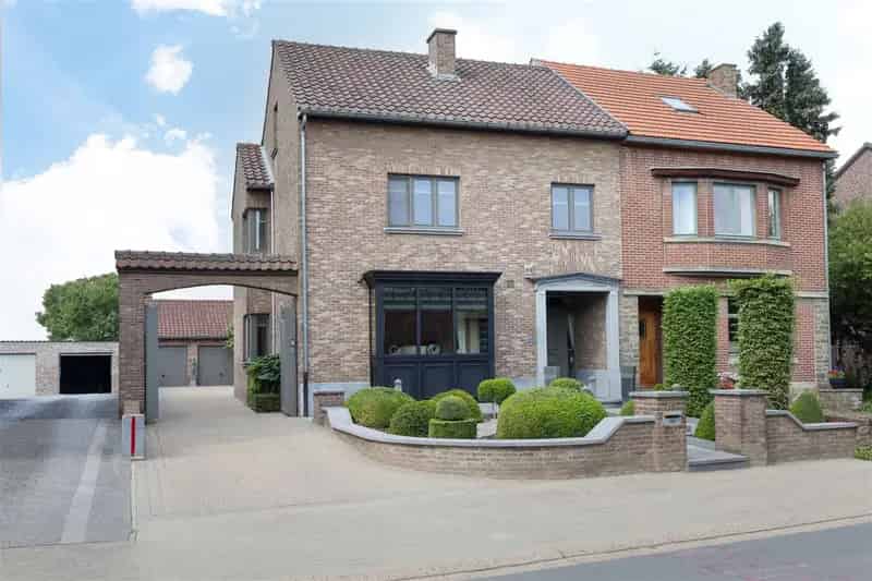 Huis te koop