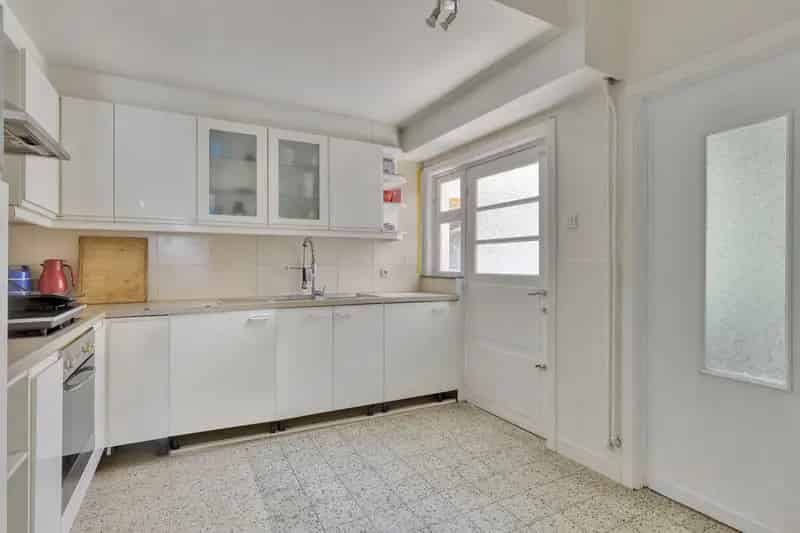 Huis met vier slaapkamers in Denderleeuw