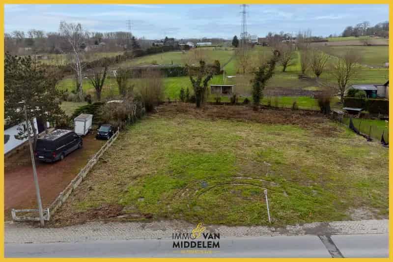 MOOIE, RUSTIG GELEGEN BOUWGROND VOOR VILLA MET OPEN ZICHT