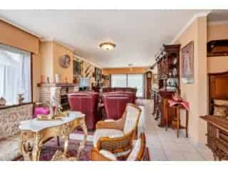 Huis te Koop Destelbergen - Bungalow met Tuin en Garage