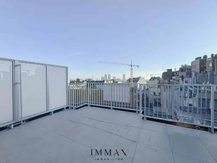 Penthouse Oostende Te Koop Vernieuwd Dakappartement