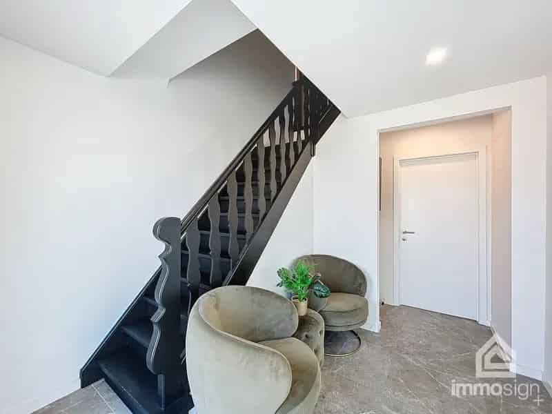 Instapklare gezinswoning met zuidgerichte tuin in rustige buurt van Neerpelt met 3 (mgl. 4) slaapkamers op 807 m²