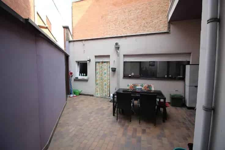 Opbrengsteigendom 5 Appartementen 2 Garages Dendermonde