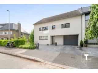 Huis te koop Gentbrugge 230m² 4 slaapkamers lage EPC
