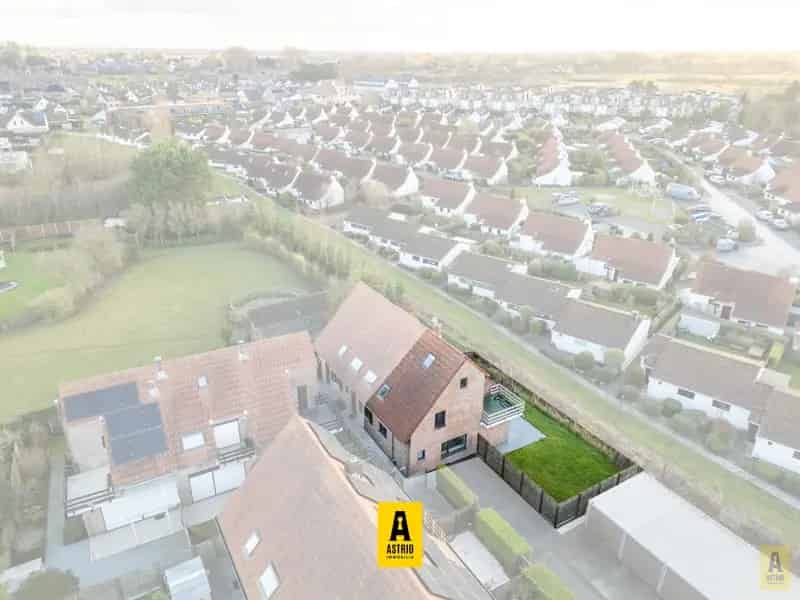 Huis te huur: Zonnige Vakantiewoning met Tuin en Garage