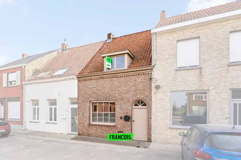 Te renoveren woning in Roesbrugge