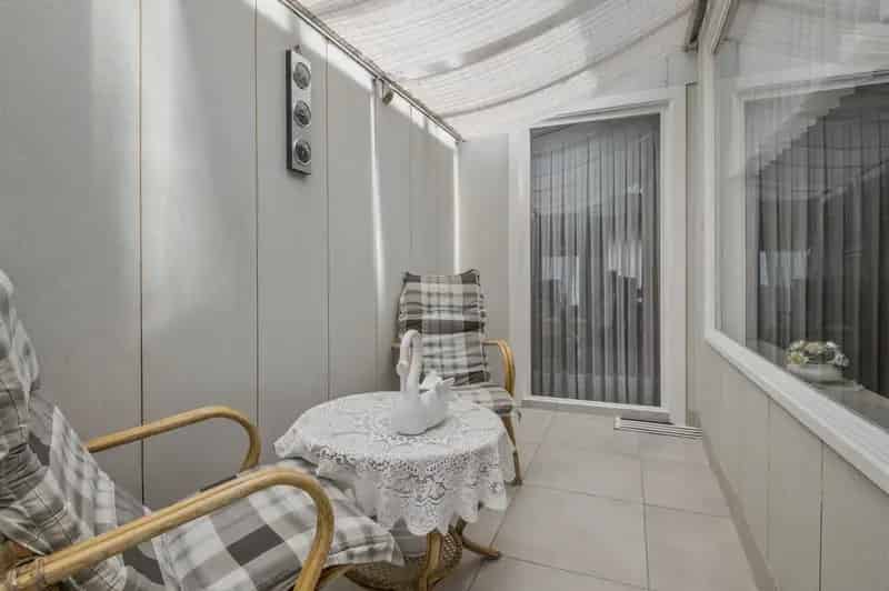 Huis te huur Steendorp 3 slaapkamers grote tuin te renoveren