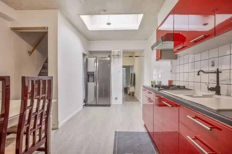 Woning met 3 slaapkamers, grote tuin, uitstekende ligging