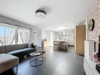 Huis te Koop Vleteren - Starterwoning met Terras en Oprit