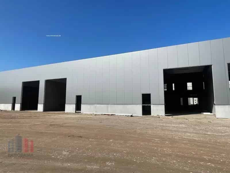 Nieuwbouw bedrijfsgebouw te koop in Brugge