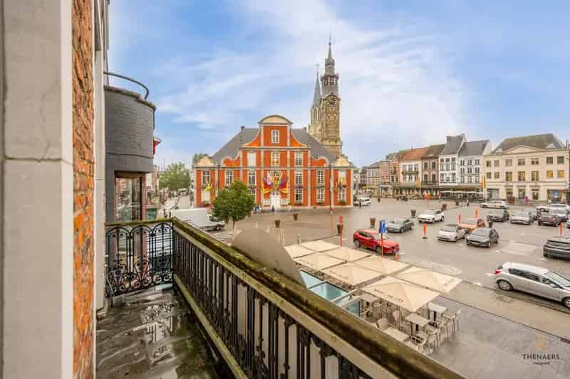 Authentiek handelspand in het centrum.