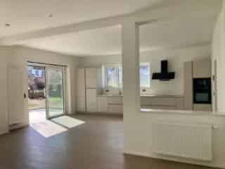 Huis te huur - Genval VBC56720   In optie