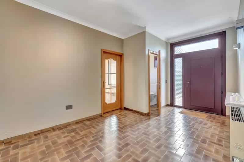 Statige villa op ruim perceel te Sint-Martens-Leerne (Deinze)