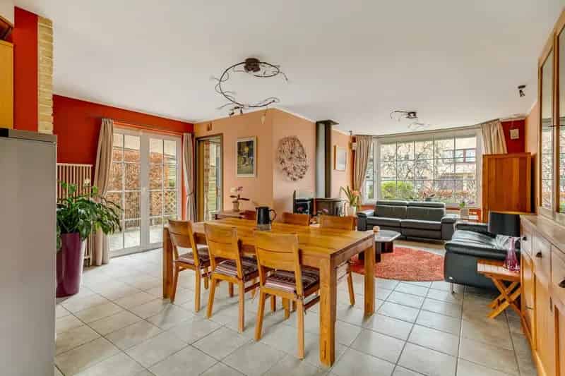 Instapklare HOB met 4 slpk., garage en toffe tuin