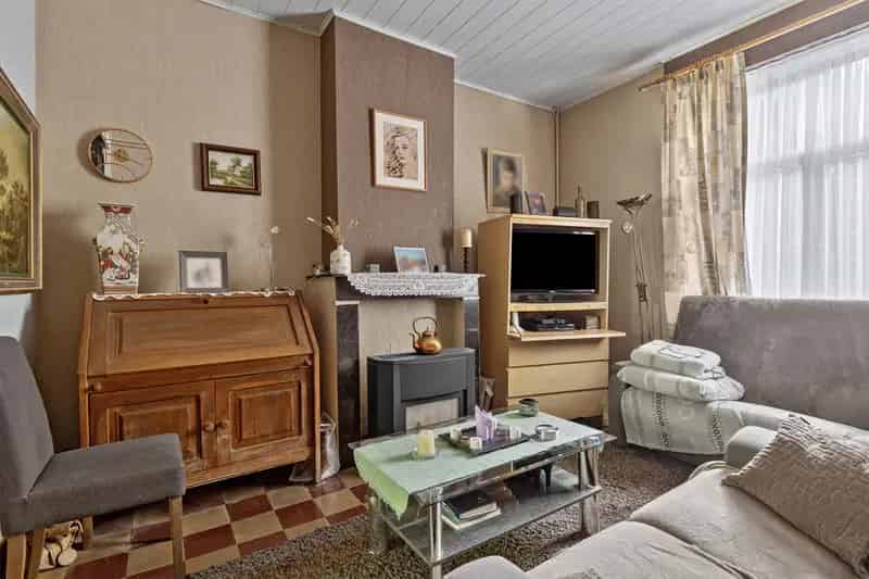 Te renoveren gezinswoning Dilbeek