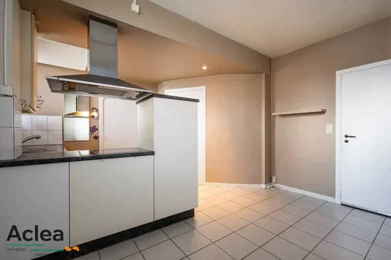 Gelijkvloers appartement te koop in Eeklo