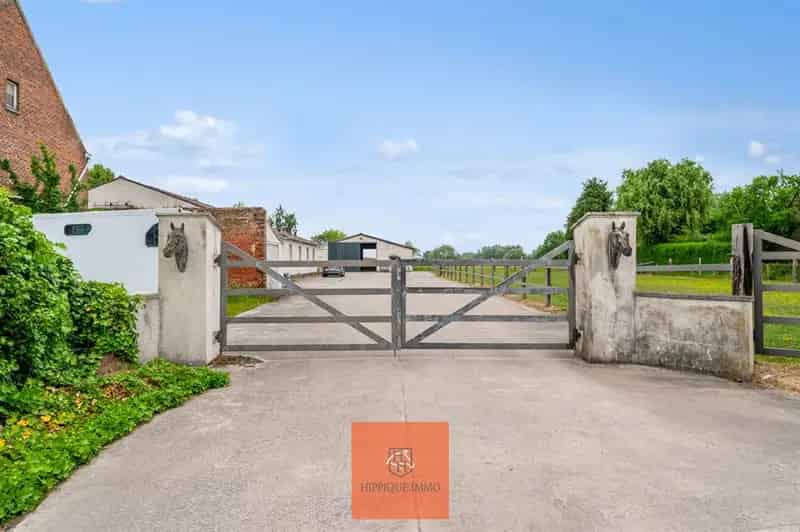 Huis te koop met paardenaccommodatie 3ha Aalst