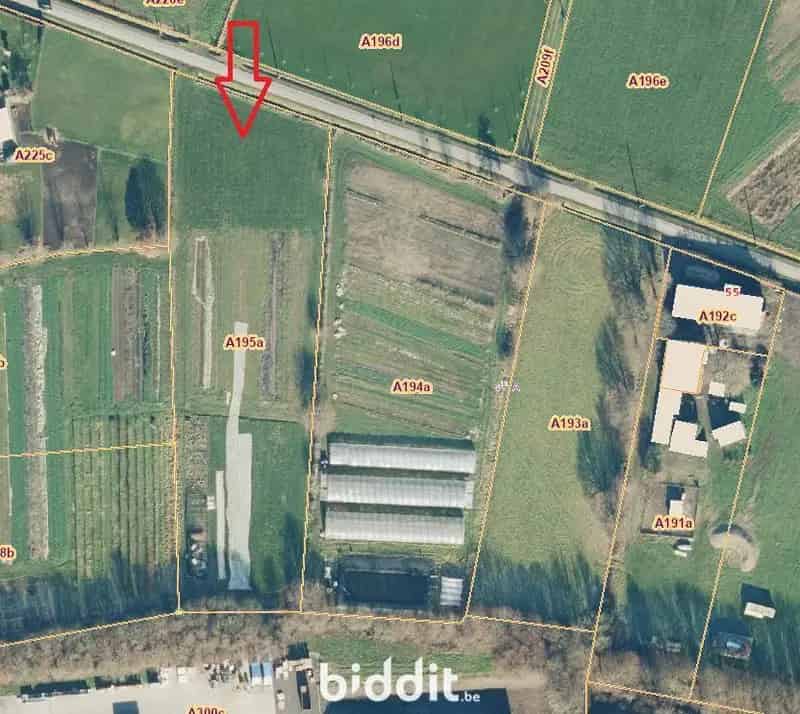 Grond gelegen in agrarisch gebied