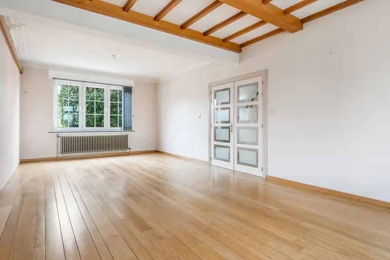 Gezinswoning + atelier op 10a50ca te Herderen