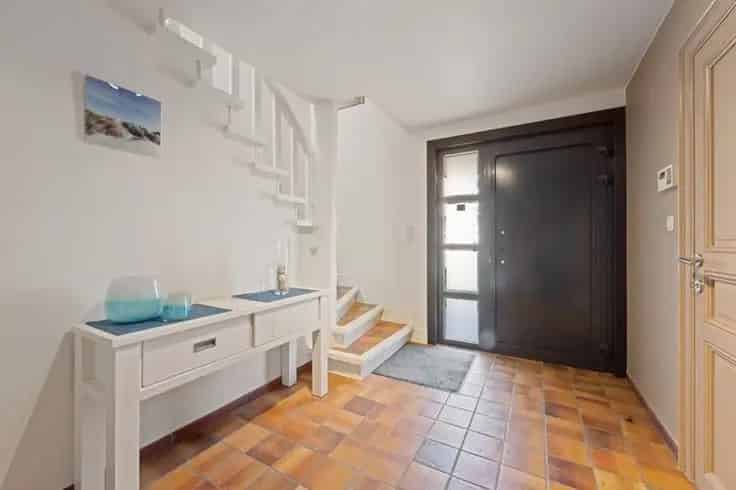 Huis Te Koop Nabij Centrum en Zee