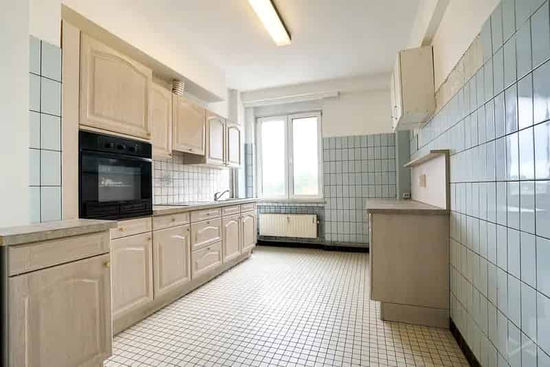 Appartement te huur 6 slaapkamers centrum