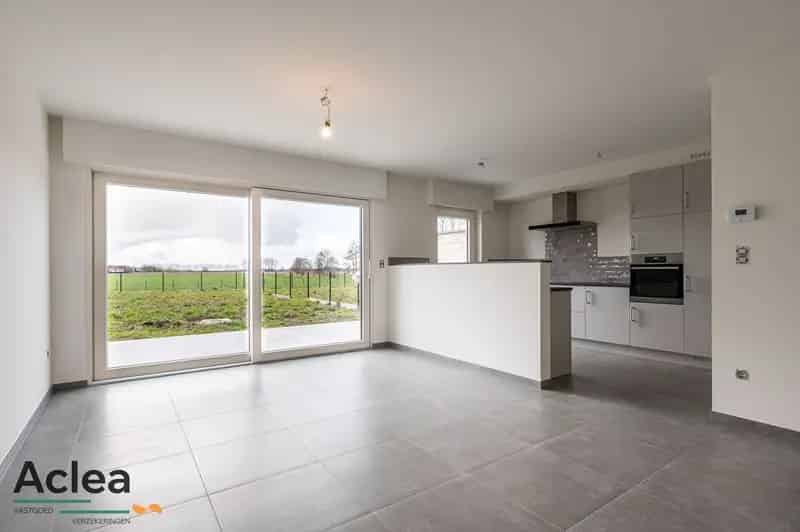 Moderne, landelijk gelegen, nieuwbouw woning met open zichten