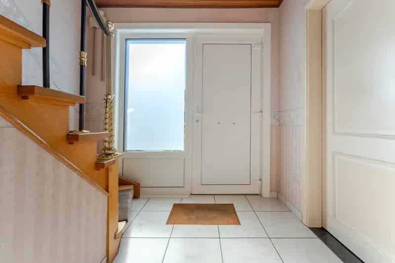 Landelijk gelegen vrijstaande woning op 12a 38ca nabij de Nederlandse grens!
