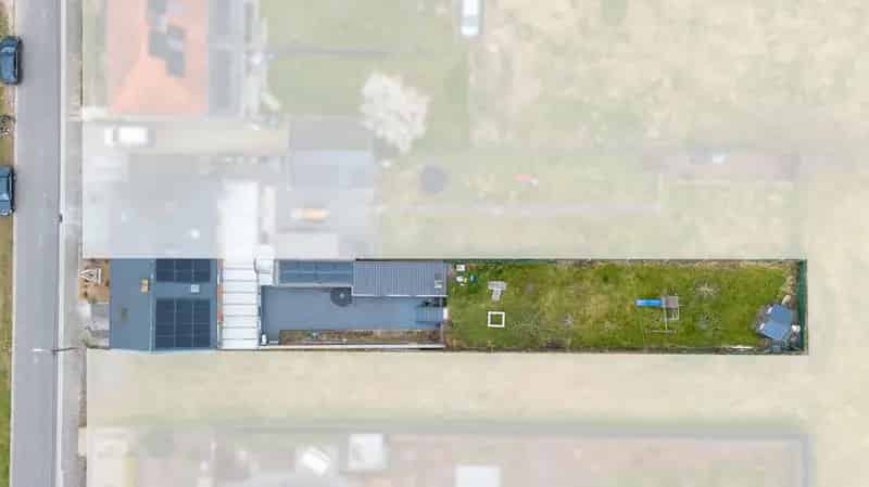 Instapklare halfopen bebouwing met 4 slaapkamers