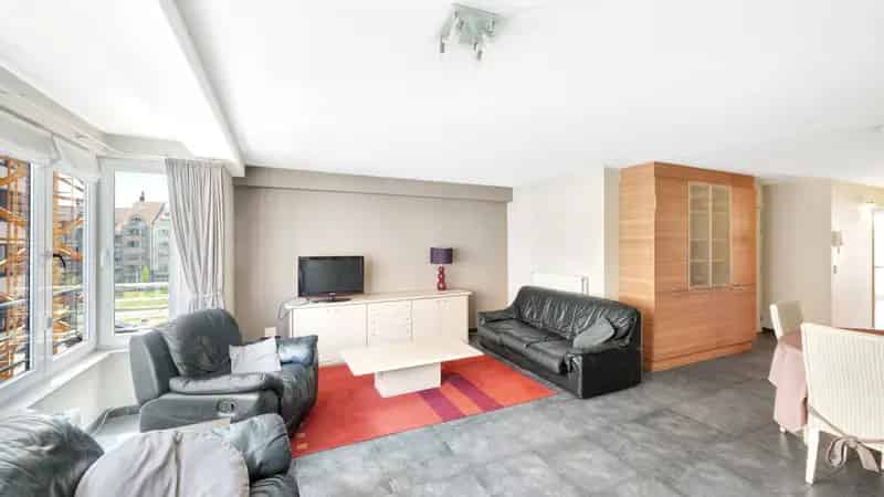 Appartement te Huur Heist: 2 slaapkamers, Strand nabij