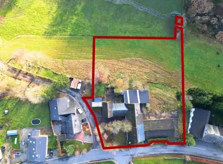 Huis Te Koop Wirtz: Landbouwhuis met 5543m² Grond
