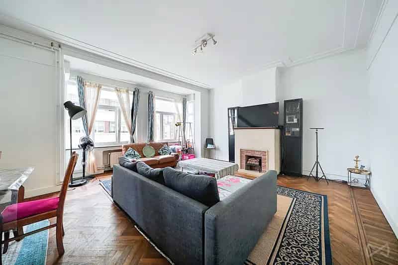 Appartement met twee slaapkamers in Etterbeek