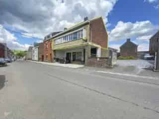 Huis gemengd gebruik te koop - Aubel VBB36429


In optie
