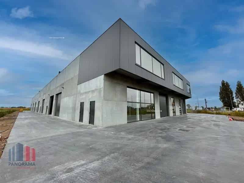 Nieuwbouw bedrijfsgebouw te huur in De Kalsijde Gistel