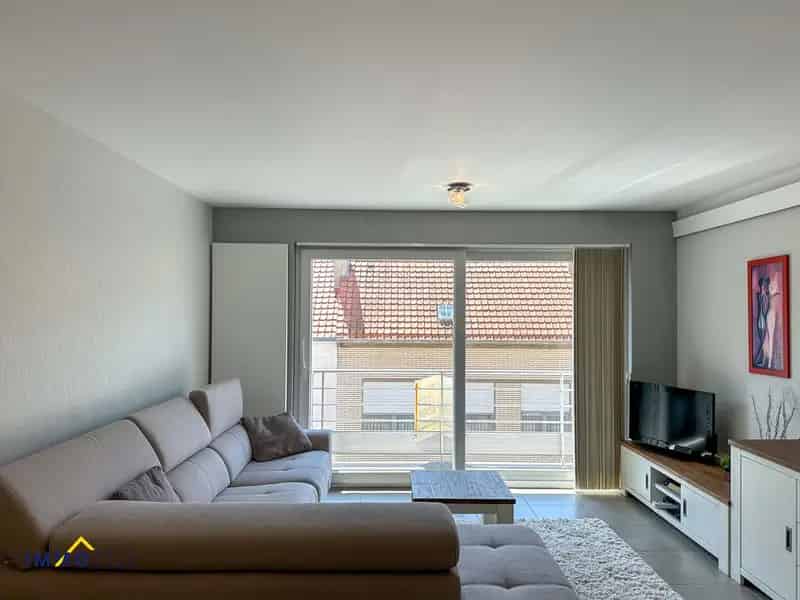 Gezellig app met 2 slpk, 2 terrassen en lift te Bredene!