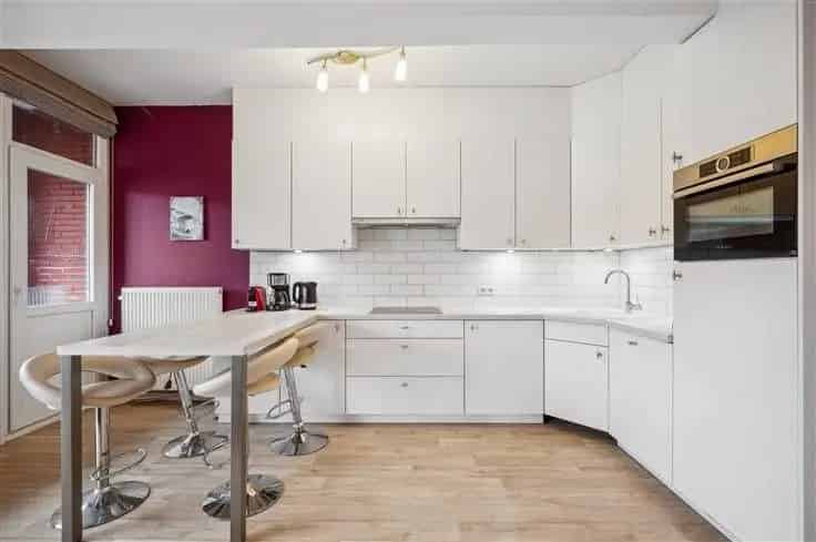 Appartement te koop: 2 kamers, rustig gelegen, lage kosten