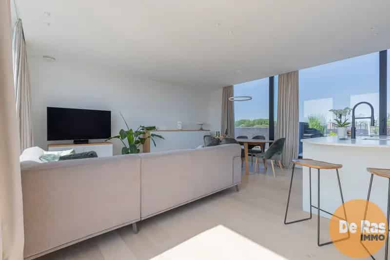 ERONDEGEM - Exclusief Penthouse in het Hart van Erondegem
