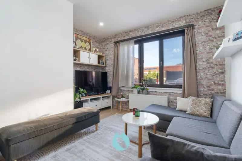 Woning met handels- of praktijkruimte