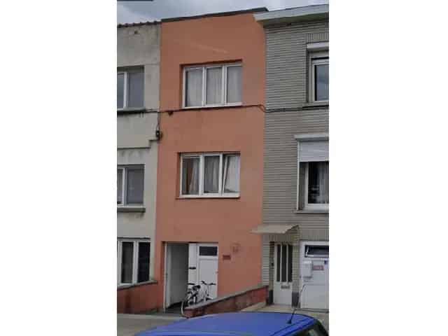 Tweemontstraat 205