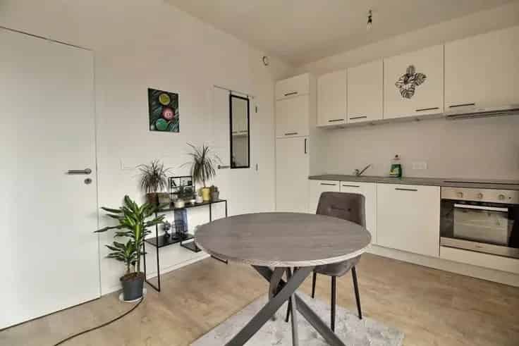 Studio Te Koop
