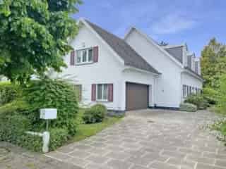 Huis te koop Eigenbrakel - Villa met 5 slaapkamers en tuin