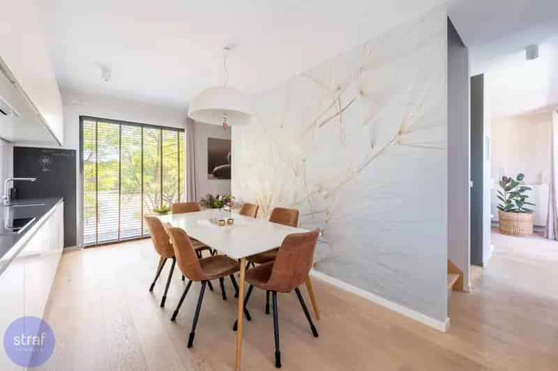Toffe recente woning met zonnepanelen en batterij in rustige wijk