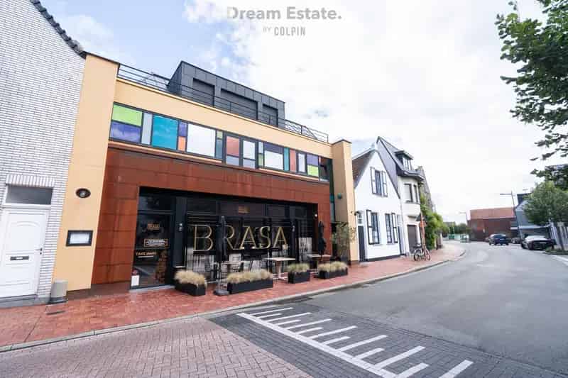 Polyvalente handelszaak in het centrum van Knokke